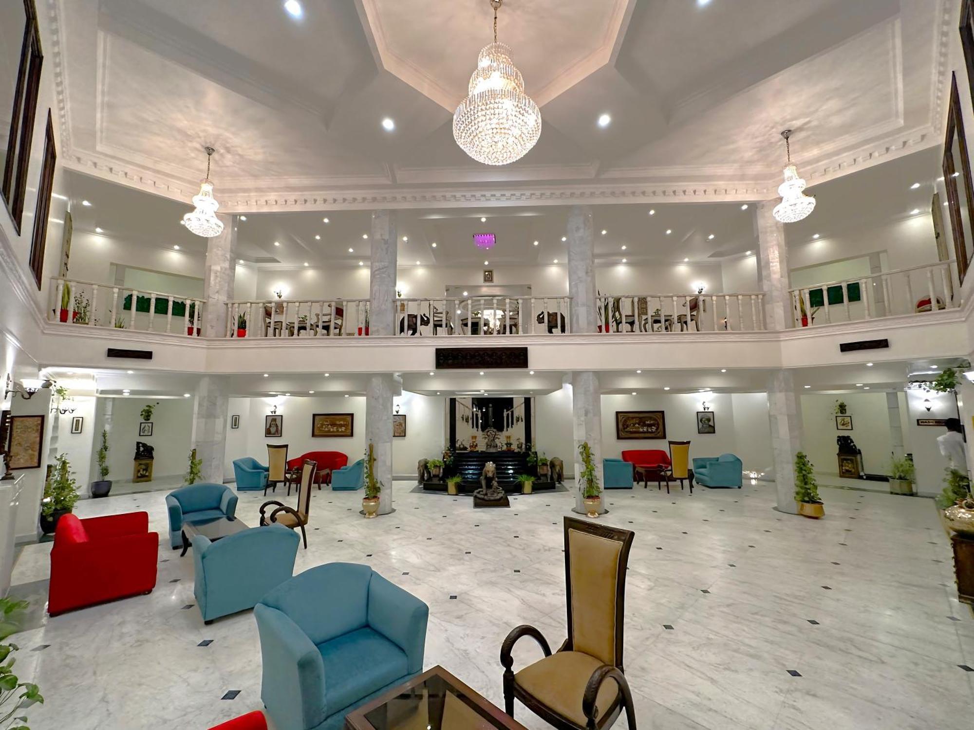 A S Hotels Khajuraho Ngoại thất bức ảnh