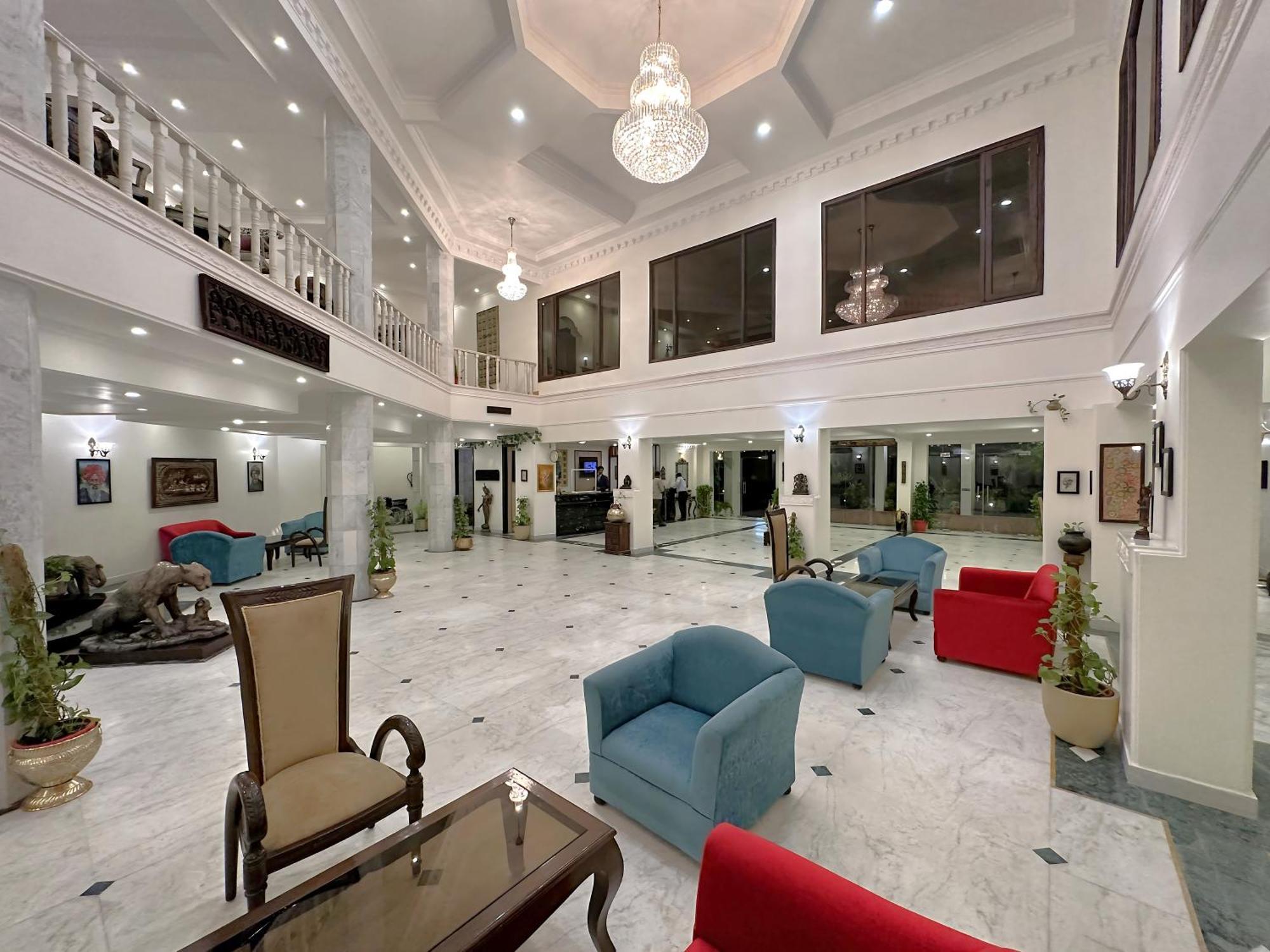 A S Hotels Khajuraho Ngoại thất bức ảnh