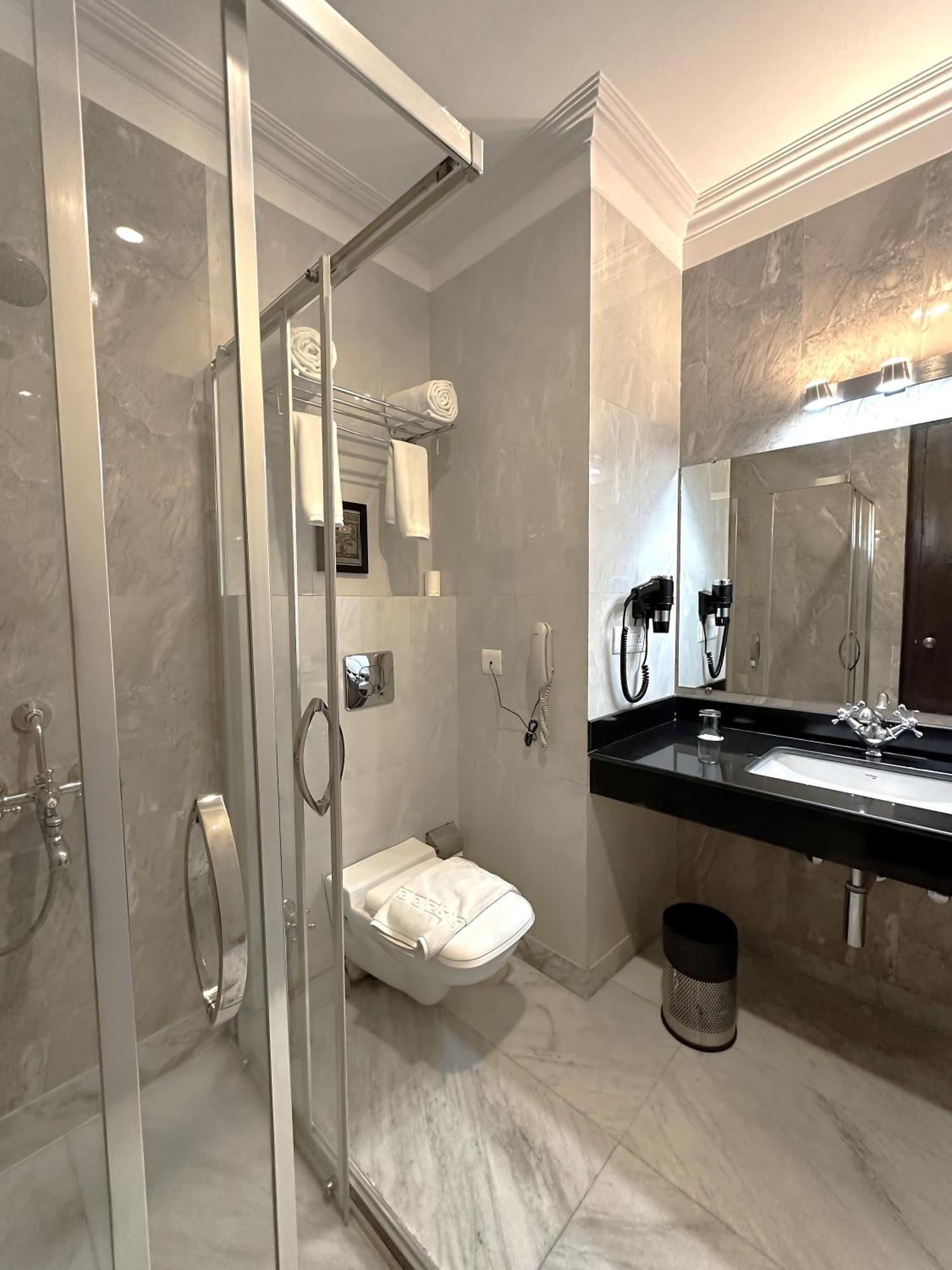 A S Hotels Khajuraho Ngoại thất bức ảnh